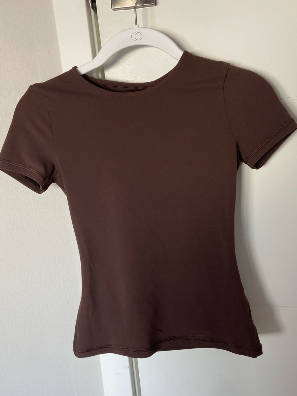 Aritzia Essential Butter Top Mocha Brown - Picture 4 of 4